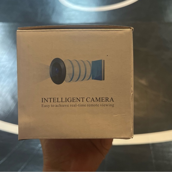 Cloud Storage Intelligent Camera Comes with 2 - Picture 2 of 4